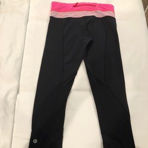 LULULEMON crop leggings